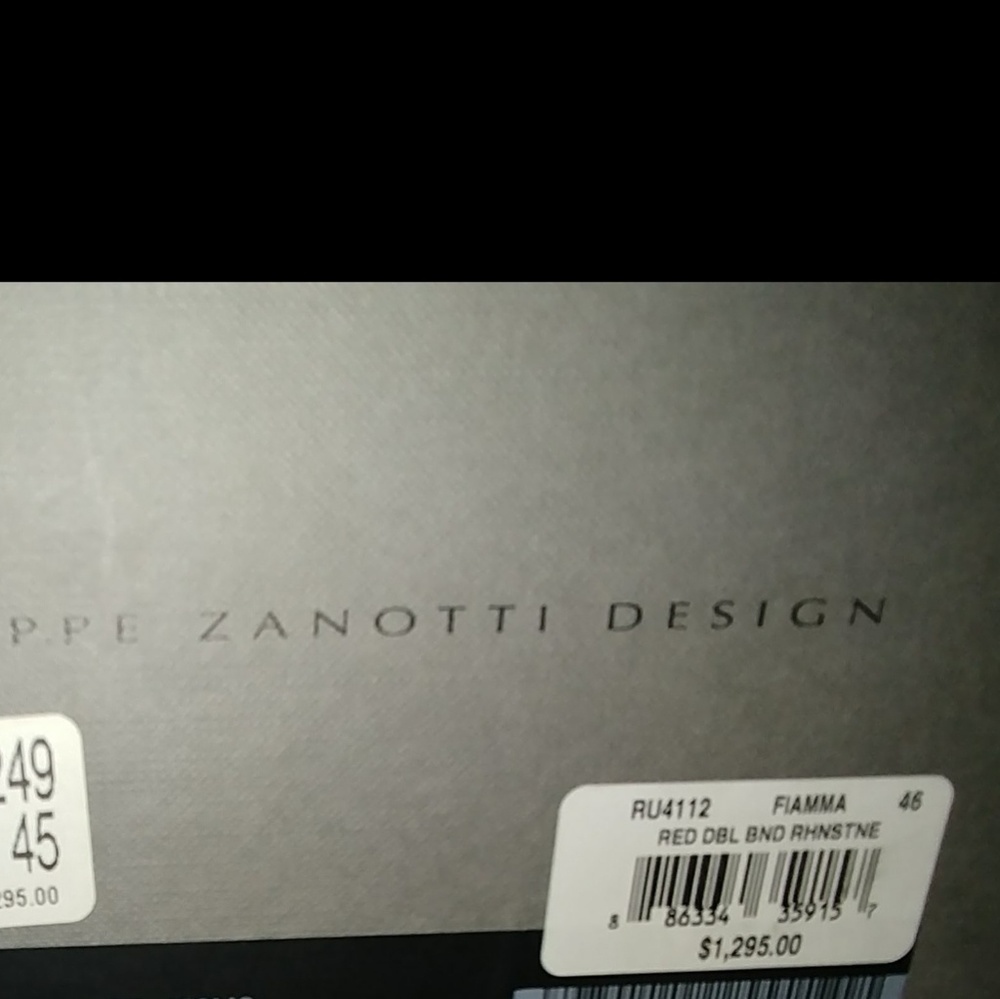 Shoes - Picture 4 of 4